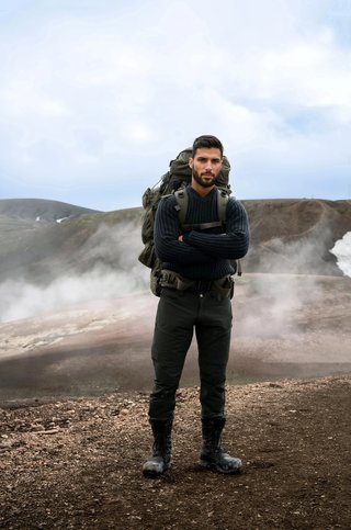 Mens outdoor knitting pattern for hiking and outdoors