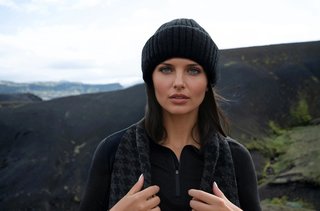 Woman Beanie Hat Knitting Pattern